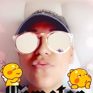 Meet your Posher, Lupe